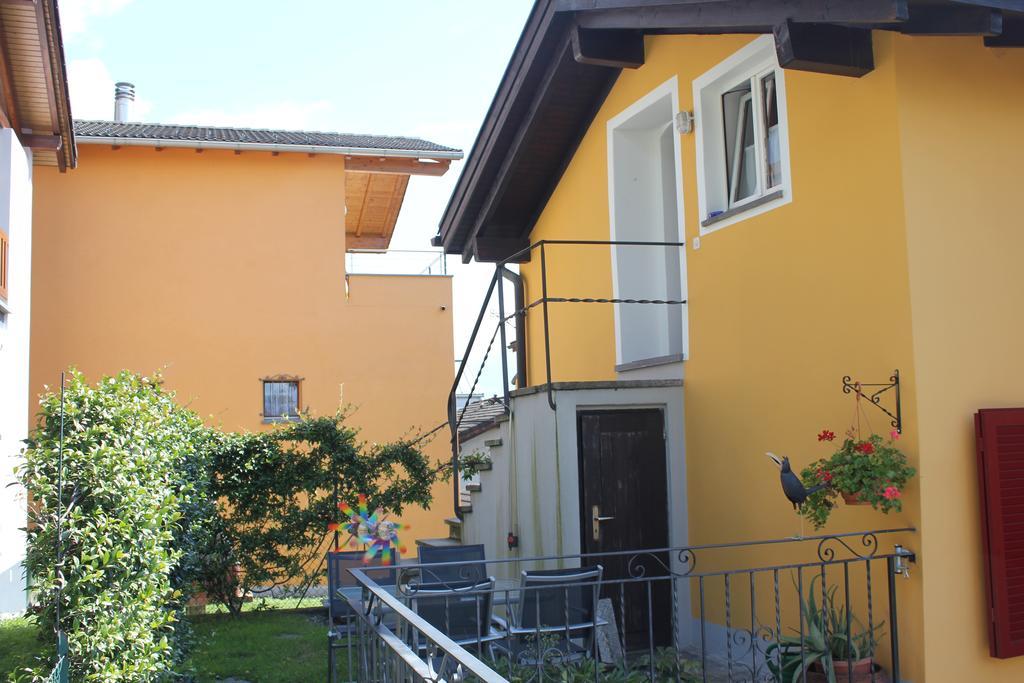 Casa Gialla Gordola Oda fotoğraf