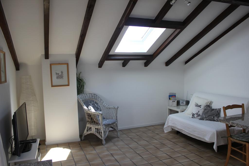 Casa Gialla Gordola Oda fotoğraf